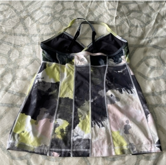 3 Tops! Lululemon Athletica Tops Size 4 Women Exc Condition - Picture 2 of 11